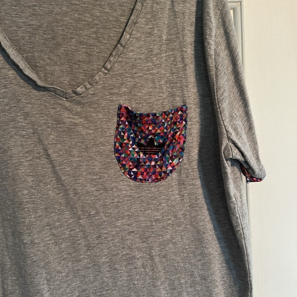 Adidas Women’s grey tshirt size XL - Picture 2 of 5